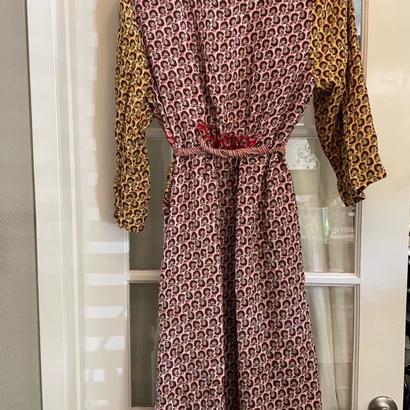 Cabi Poet Multi-Pattern Boho Belted Kimono Robe Size Medium w/Pockets - Picture 3 of 4